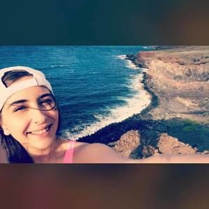 Meet your Posher, Crisana